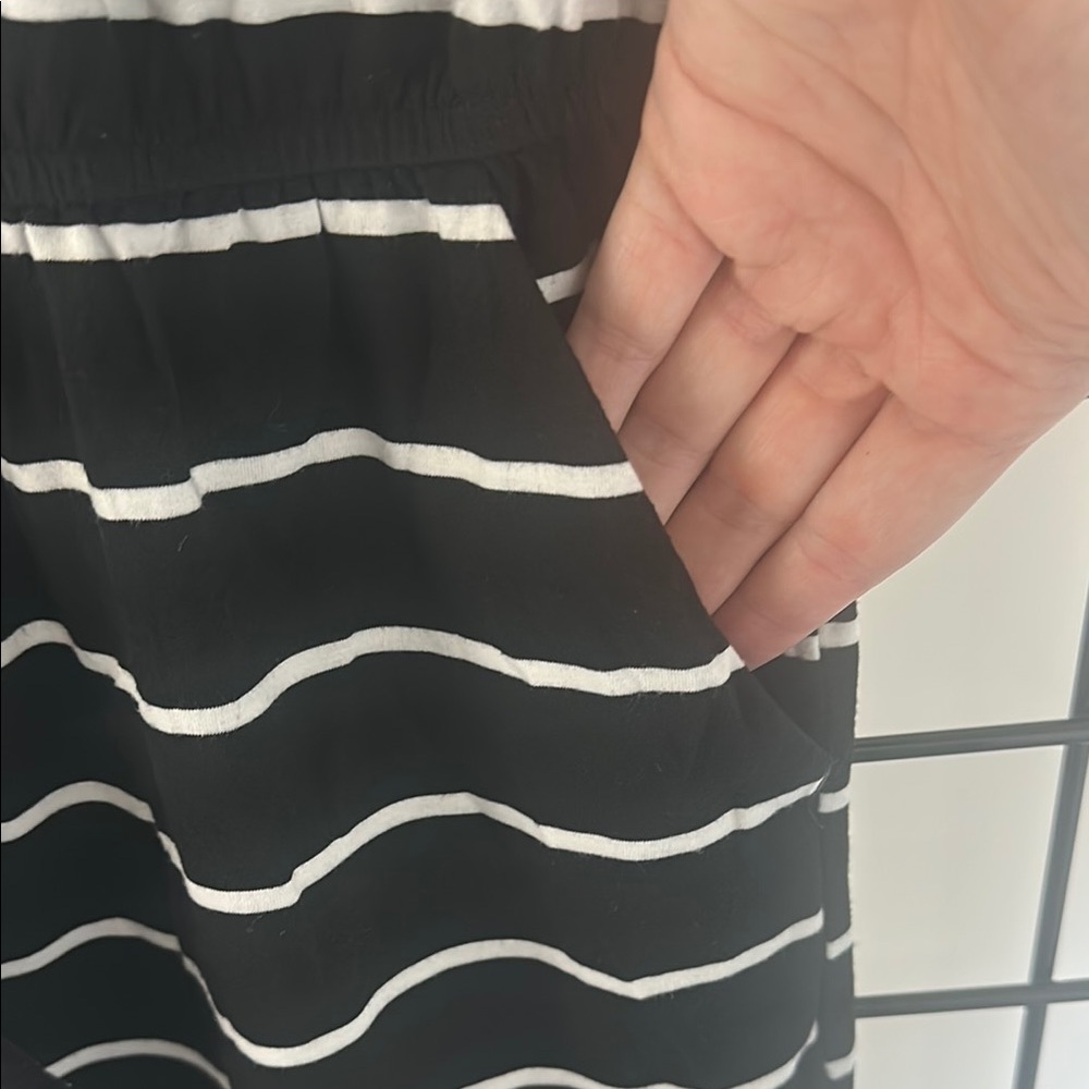 Black and White Striped Romper - Picture 4 of 6